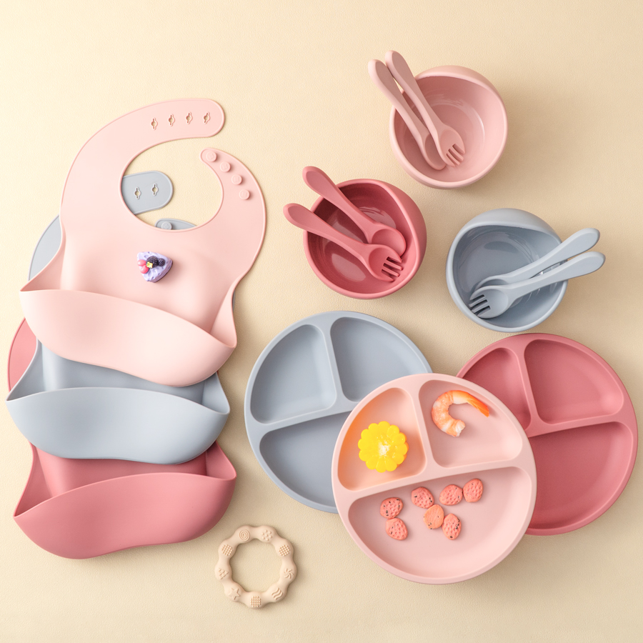 Baby Food Universe - 5 ชิ้นเด็กซิลิโคนชุดให้อาหารรอบรับประทานอาหารแผ่น Sucker ชามจานสําหรับเด็กทารกกันน้ํา Bib ช้อนชุดอาหารเด็ก